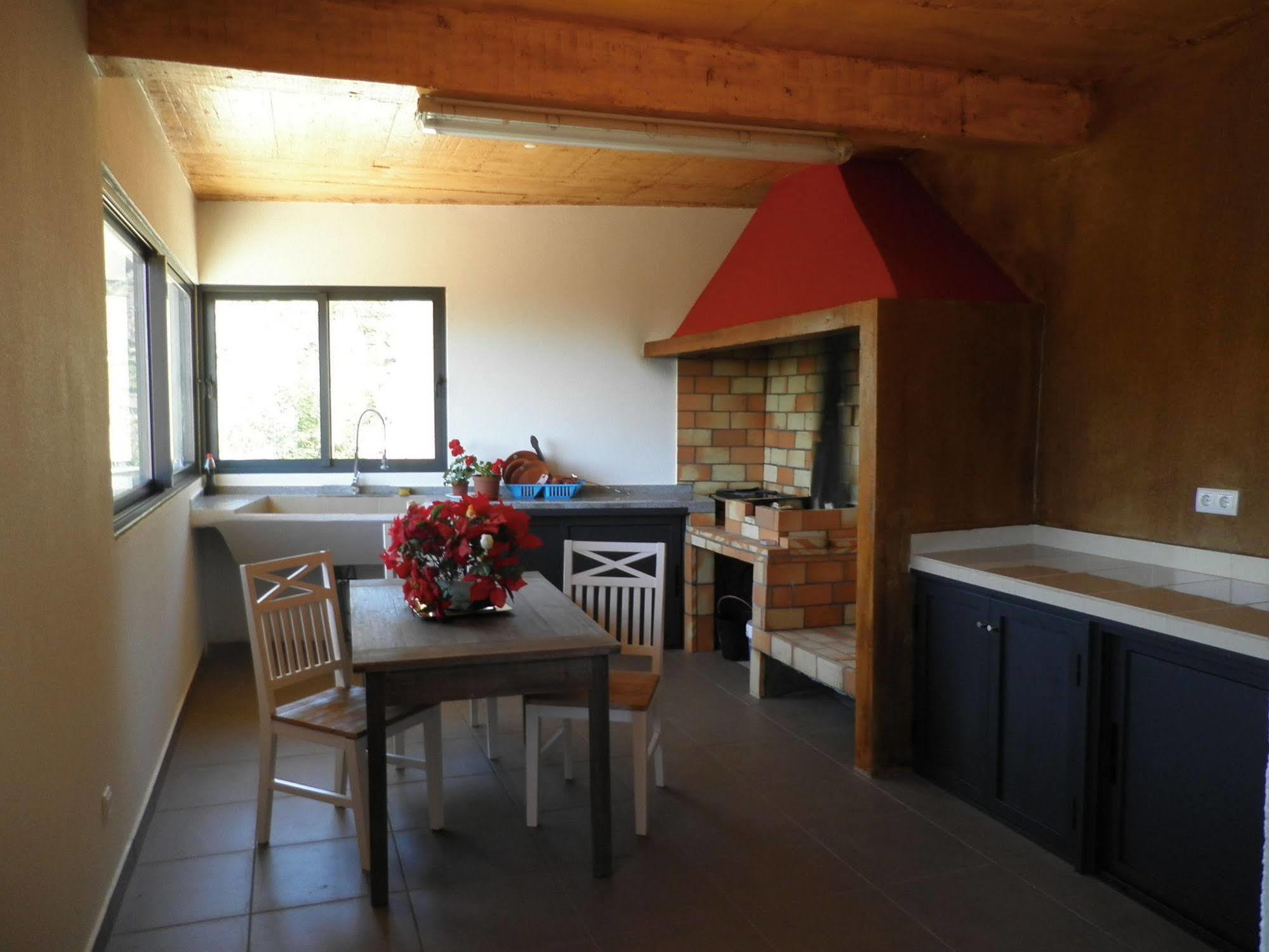 Villa Luz - Family House Vacations- Large Private Outdoor Area Санта-Круш Екстер'єр фото